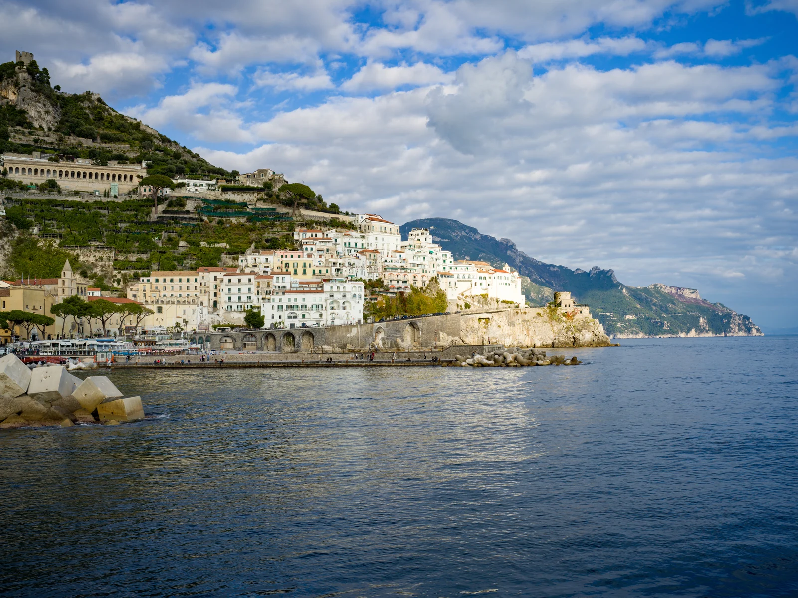 Amalfi vista dal mare