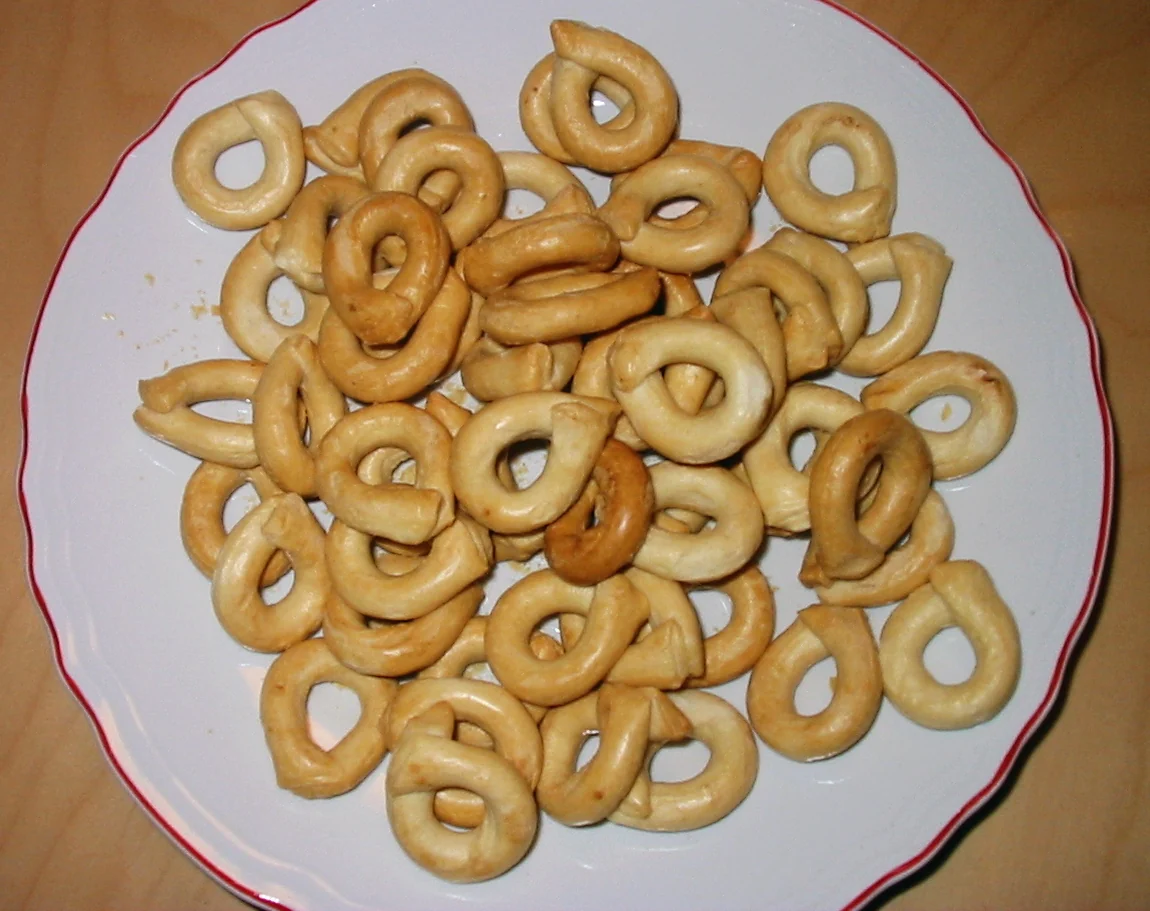 Tarallini, illustrative photograph
